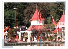 naina-devi-temple